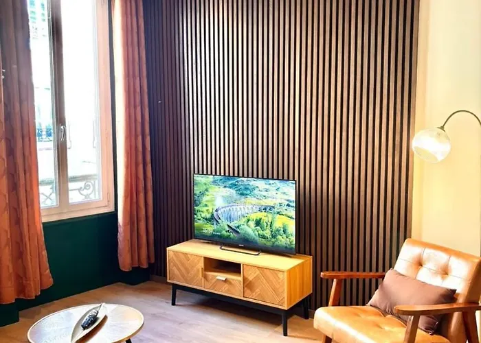Urban Chic Apartman *